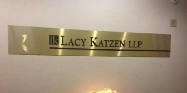 Lacy Katzen