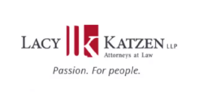Lacy Katzen