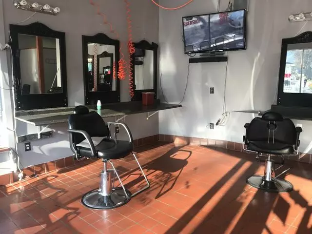 AirBiz Cuts