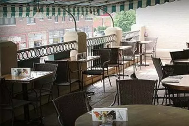 Aladdin’s Natural Eatery
