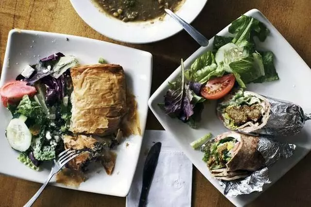 Aladdin’s Natural Eatery