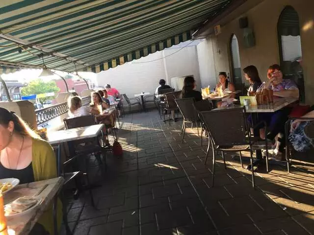 Aladdin’s Natural Eatery