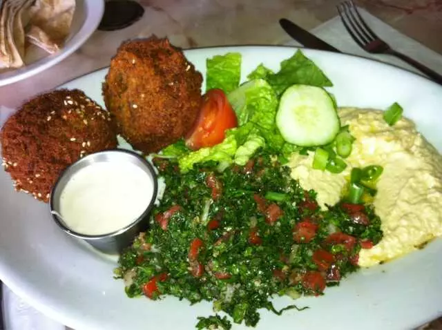 Aladdin’s Natural Eatery