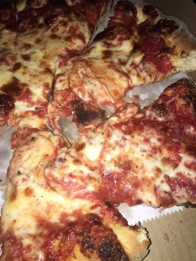 Amico’s Pizza