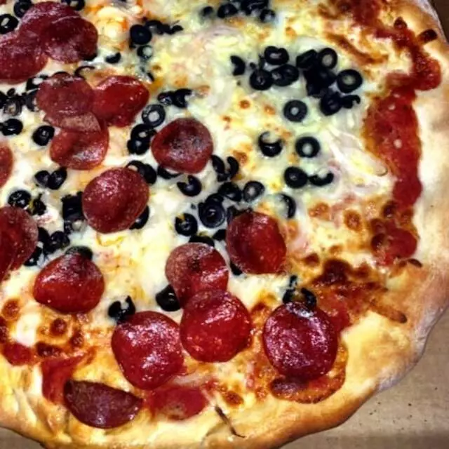 Amico’s Pizza