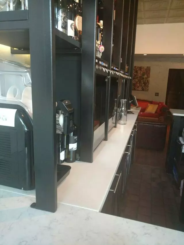 Apogee Wine Bar