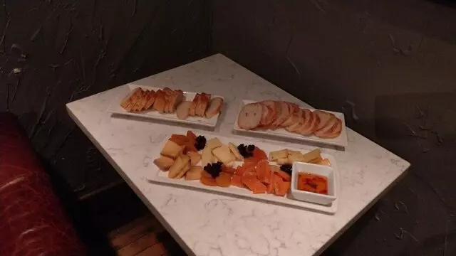 Apogee Wine Bar