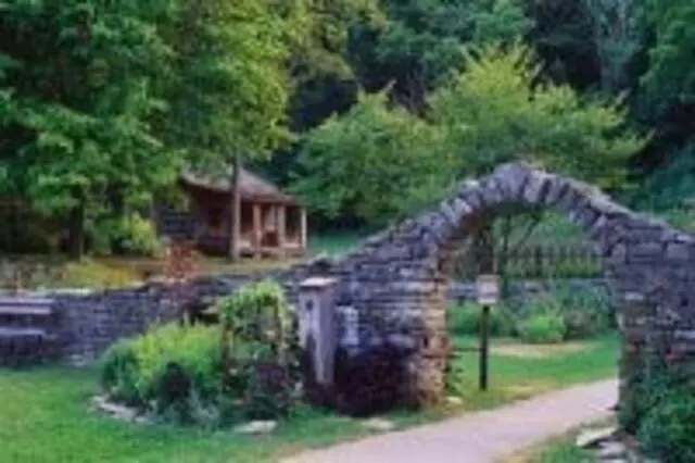 Adirondack Mulch & Stone Company
