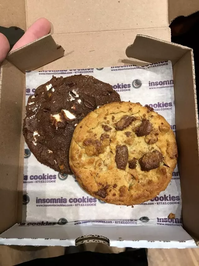 Insomnia Cookies