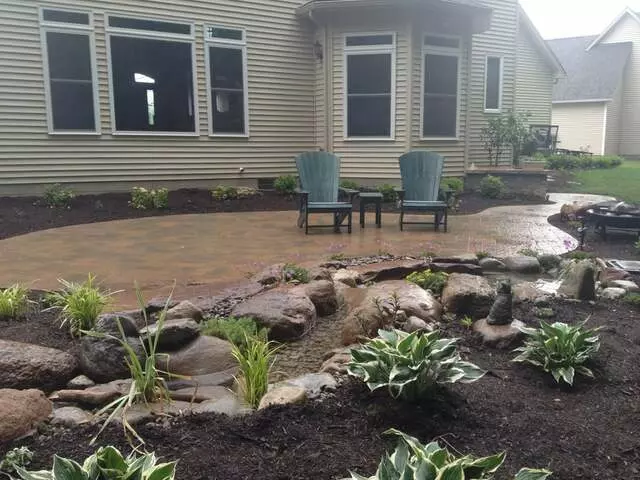Acorn Ponds & Waterfalls