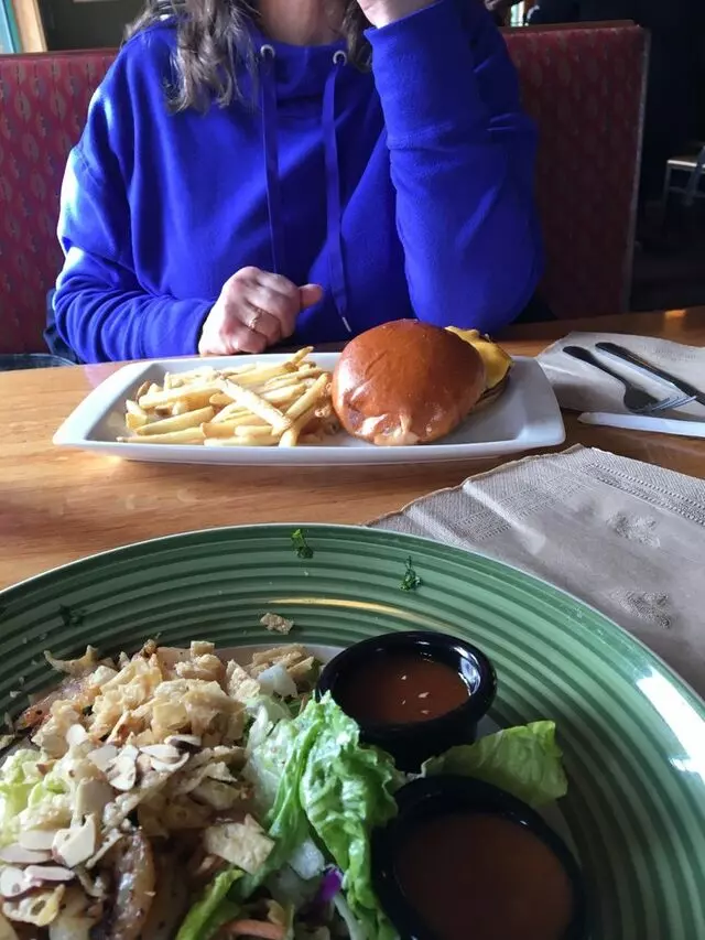 Applebee’s Grill + Bar