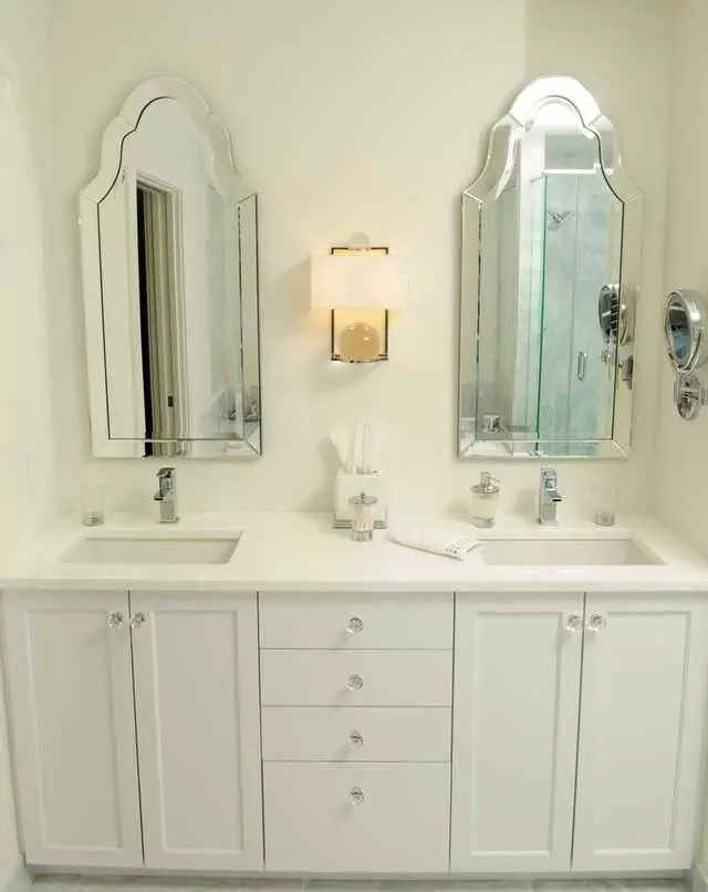 Ayse Lewis Interior Design