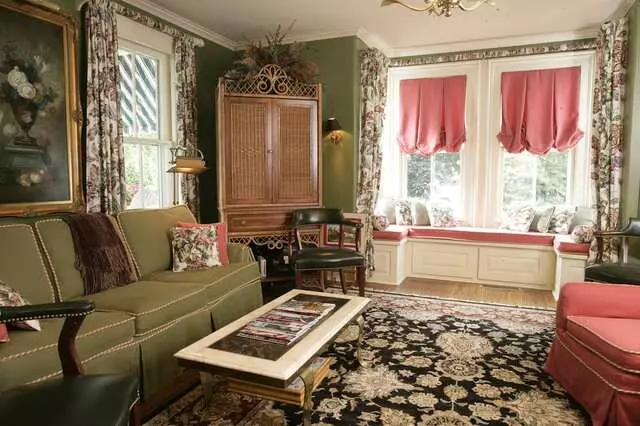 Ayse Lewis Interior Design