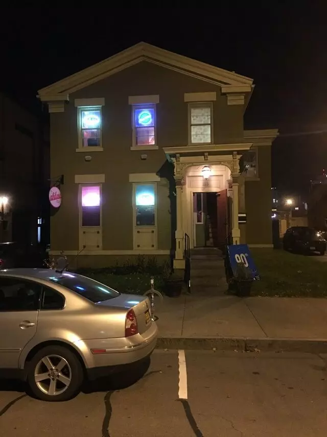 Abilene Bar & Lounge