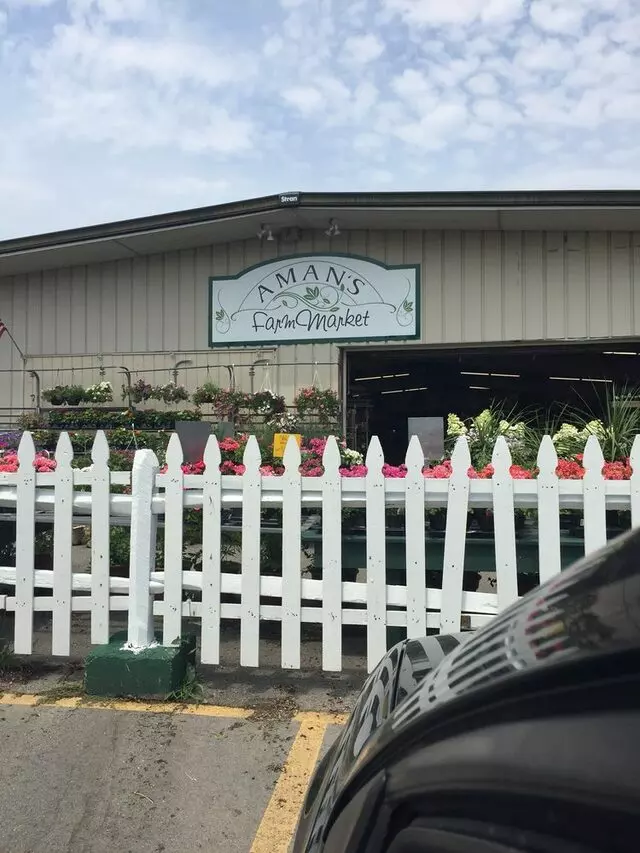 Aman&apos;s Farm & Market