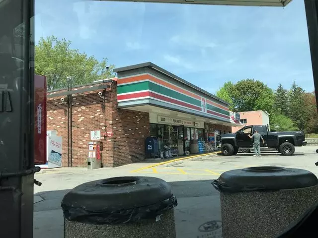 7-Eleven