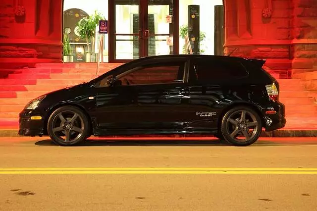 Arete Auto Salon
