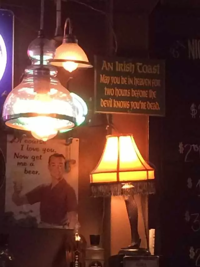 Acme Bar & Pizza