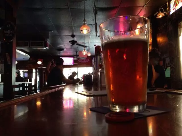 Acme Bar & Pizza