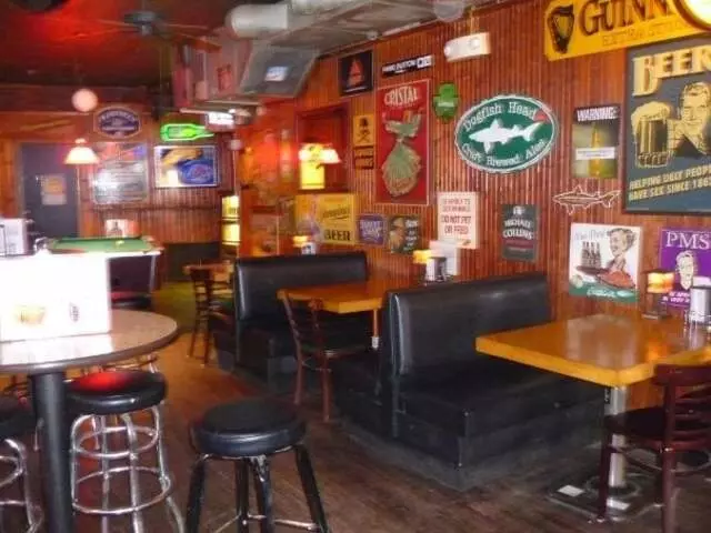 Acme Bar & Pizza