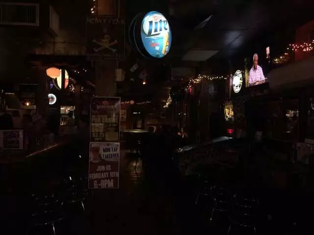 Acme Bar & Pizza