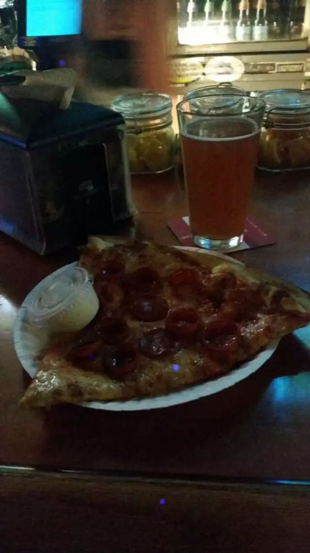 Acme Bar & Pizza