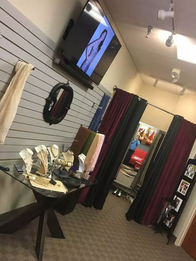 Alex Fashion & Bridal